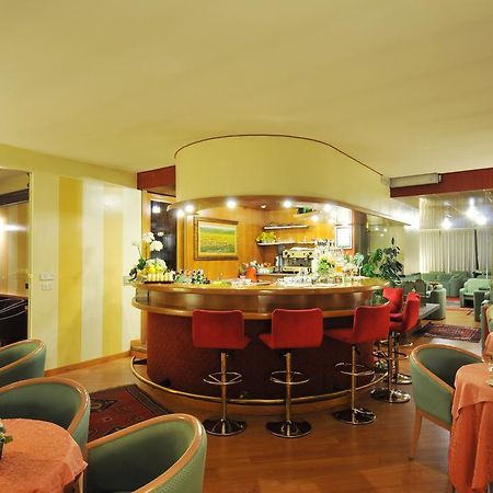 Residence Antares Madonna Zewnętrze zdjęcie
