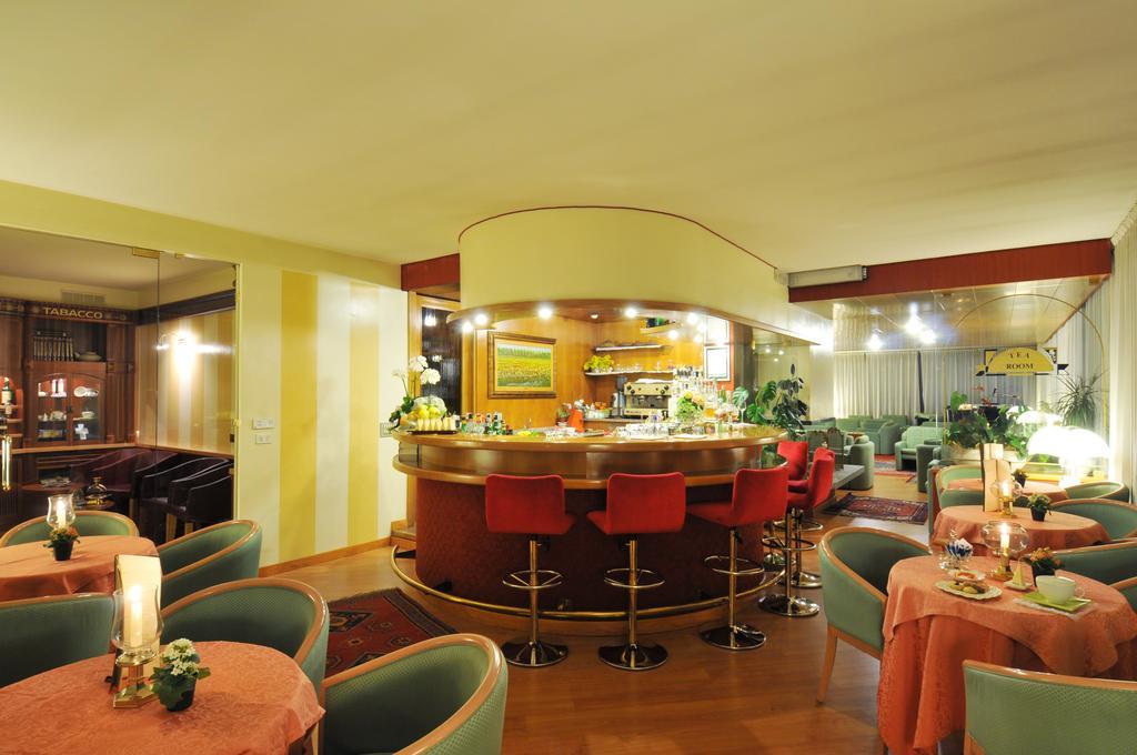 Residence Antares Madonna Zewnętrze zdjęcie